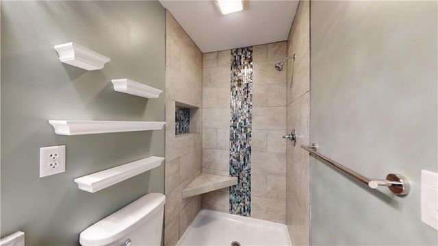 1020 S Adams Street, Nevada, MO 64772