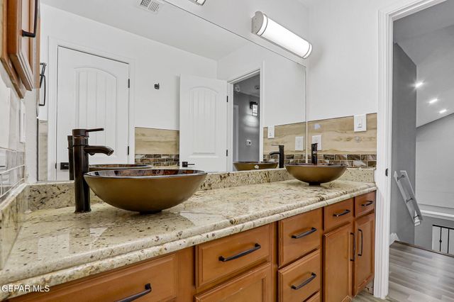 13275 EMERALD HILLS Street, Horizon City, TX 79928