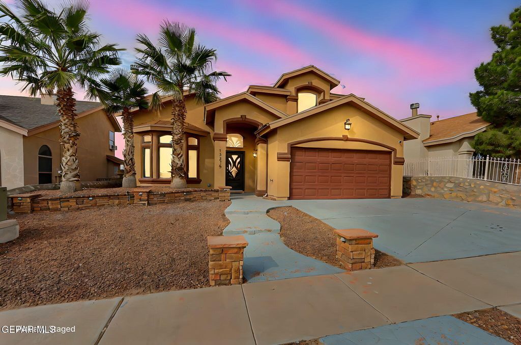 13275 EMERALD HILLS Street, Horizon City, TX 79928