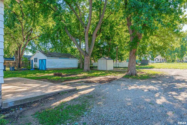 1122 MECHANIC Street, Pekin, IL 61554