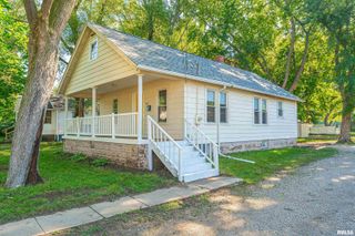 1122 MECHANIC Street, Pekin, IL 61554