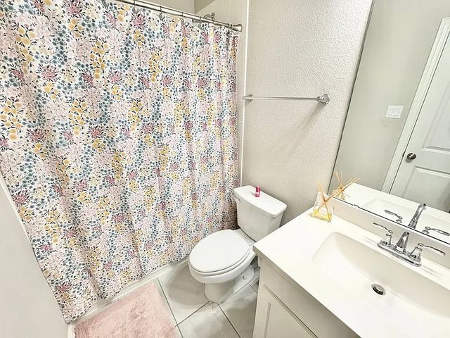 809 Uplands Drive, Northlake, TX 76226