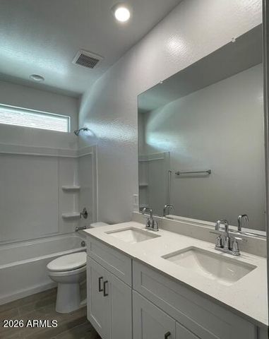 26428 W CROWN KING Road, Buckeye, AZ 85326