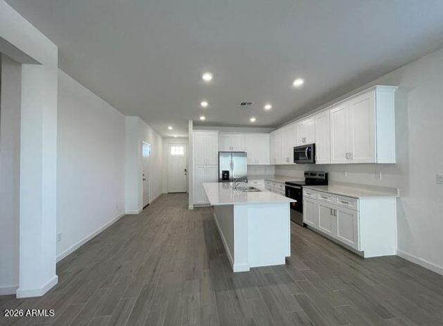 26428 W CROWN KING Road, Buckeye, AZ 85326