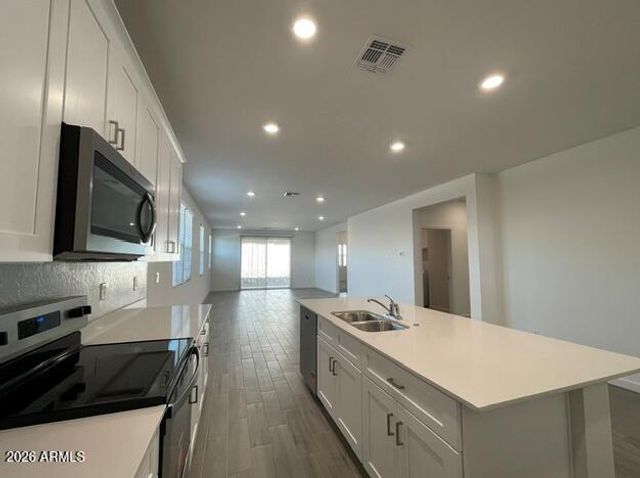 26428 W CROWN KING Road, Buckeye, AZ 85326