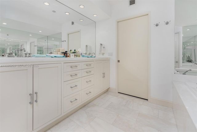 781 CRANDON BLVD 1603, Key Biscayne, FL 33149