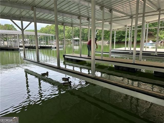 8415 Beryl Overlook, Gainesville, GA 30506