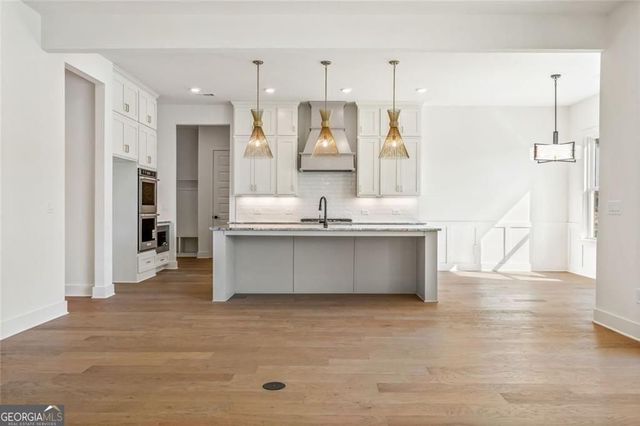 8415 Beryl Overlook, Gainesville, GA 30506