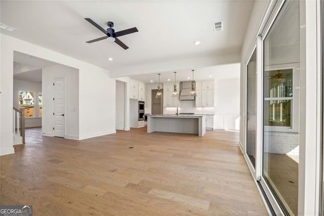 8415 Beryl Overlook, Gainesville, GA 30506