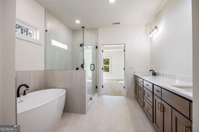 8415 Beryl Overlook, Gainesville, GA 30506