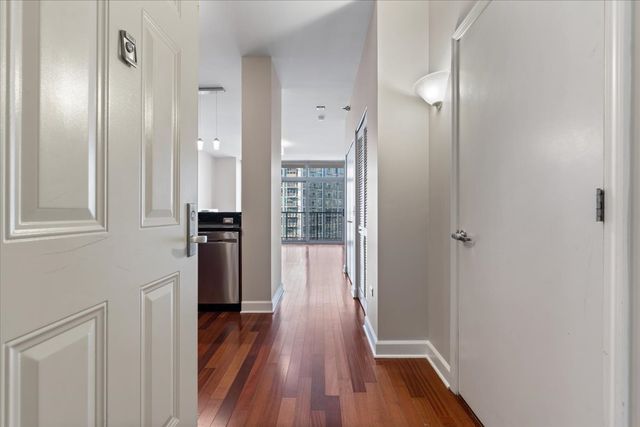 1600 S Prairie Avenue 1505, Chicago, IL 60616