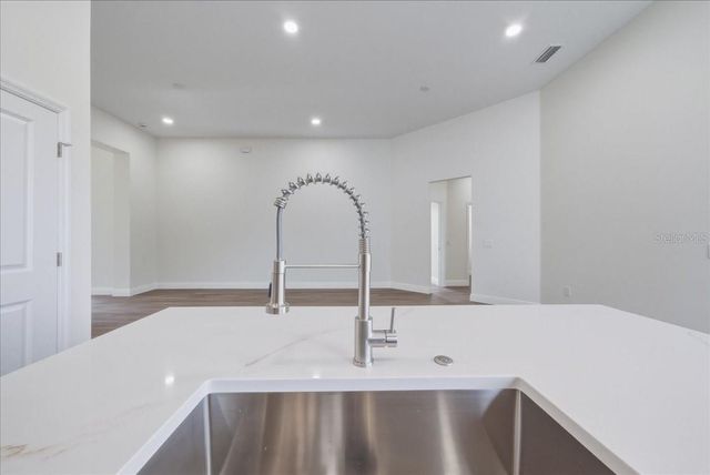 1296 MOSELLE AVENUE, Orlando, FL 32807