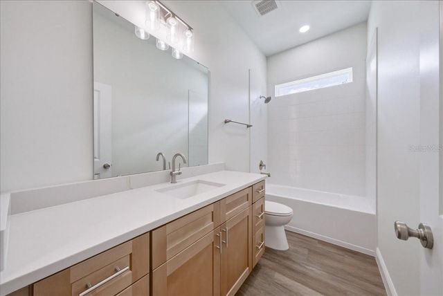 1296 MOSELLE AVENUE, Orlando, FL 32807