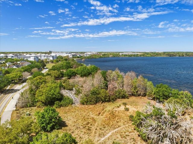 1296 MOSELLE AVENUE, Orlando, FL 32807