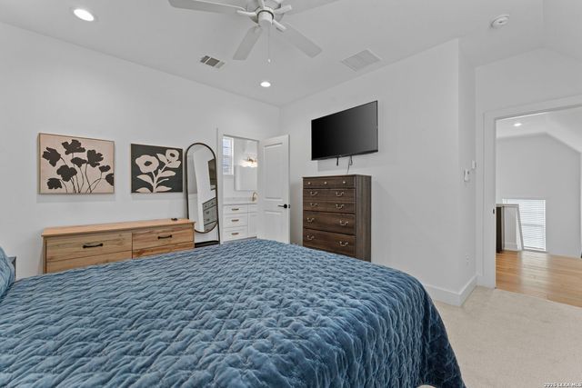 415 Alexander, New Braunfels, TX 78130