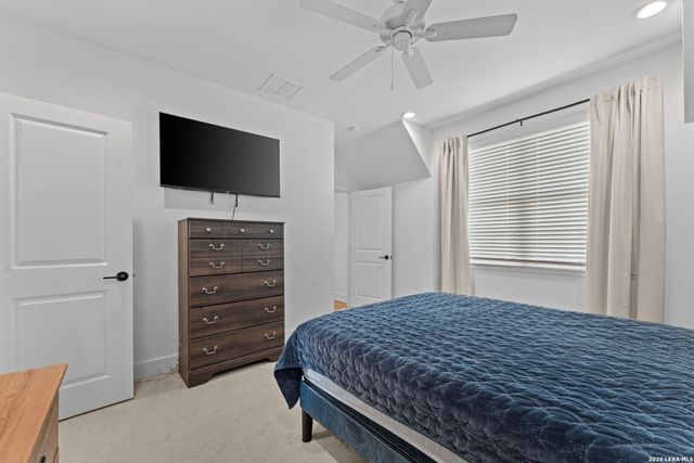 415 Alexander, New Braunfels, TX 78130