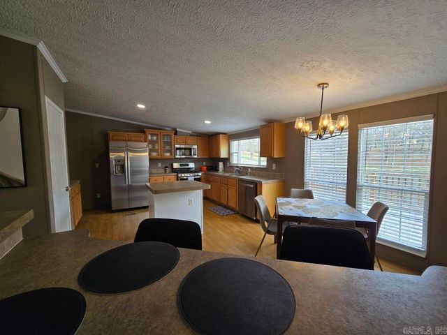 911 County Road 744, Colt, AR 72326