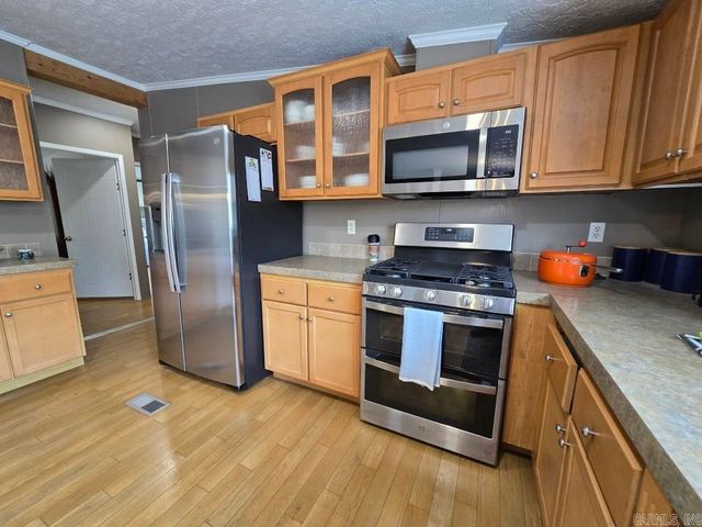 911 County Road 744, Colt, AR 72326