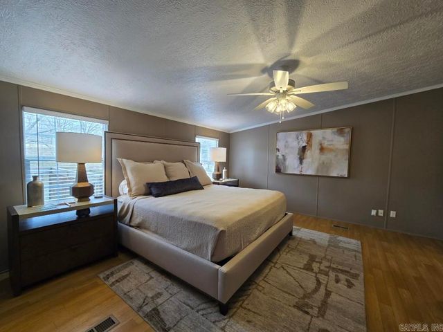 911 County Road 744, Colt, AR 72326