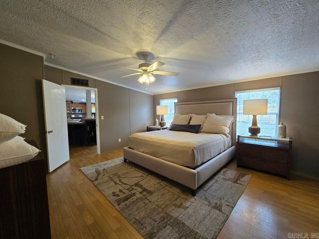 911 County Road 744, Colt, AR 72326