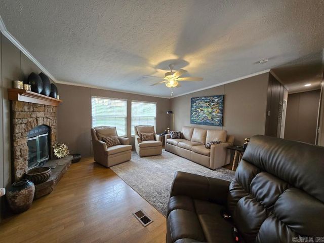 911 County Road 744, Colt, AR 72326