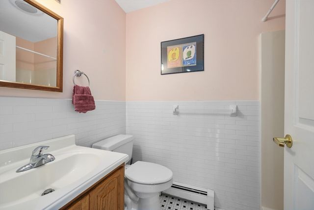 66 Squaws Path, Wareham, MA 02538