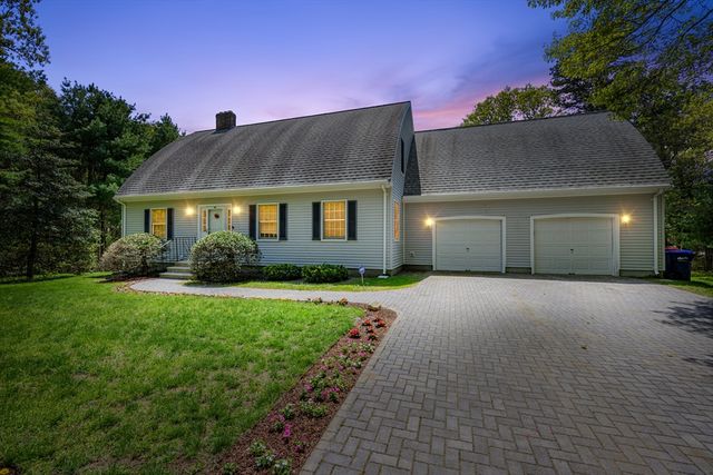 66 Squaws Path, Wareham, MA 02538