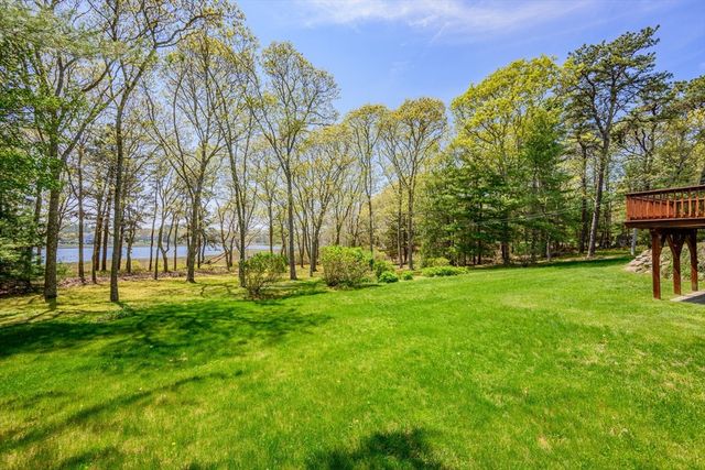 66 Squaws Path, Wareham, MA 02538