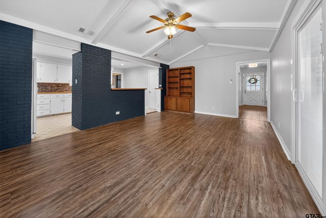 901 Rhodes, Tyler, TX 75701