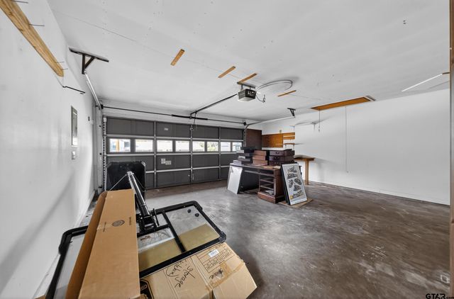 901 Rhodes, Tyler, TX 75701