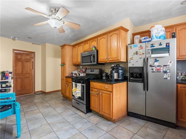 189 Smith Street, Cranston, RI 02905