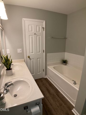 1118 Scotts Ridge Trail, Apex, NC 27502