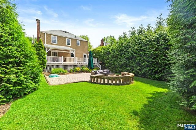 426 Cumberland Avenue, Teaneck, NJ 07666