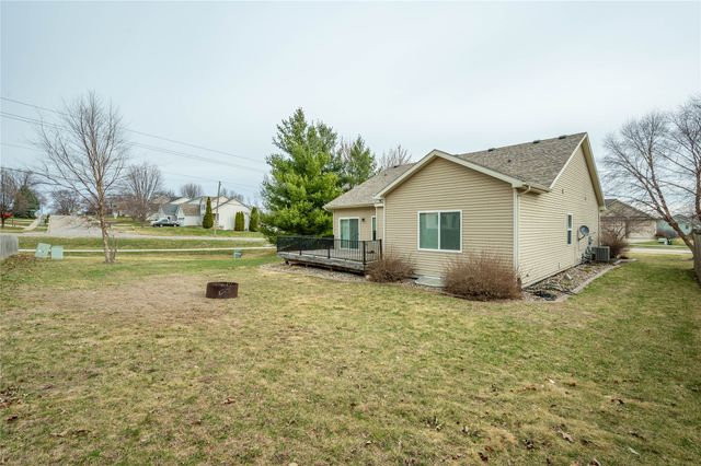 2945 Windsor Drive, Norwalk, IA 50211