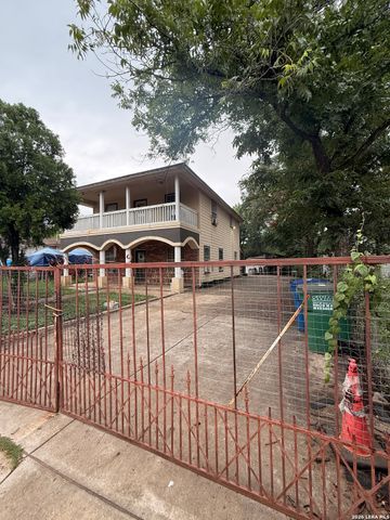 535 E EDMONDS AVE, San Antonio, TX 78214