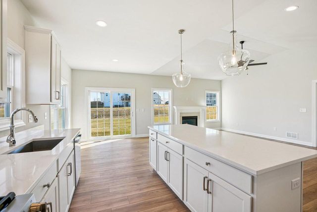 1545 N Stone Ridge DRIVE, Lake Geneva, WI 53147