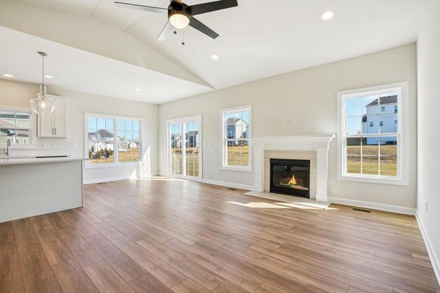 1545 N Stone Ridge DRIVE, Lake Geneva, WI 53147