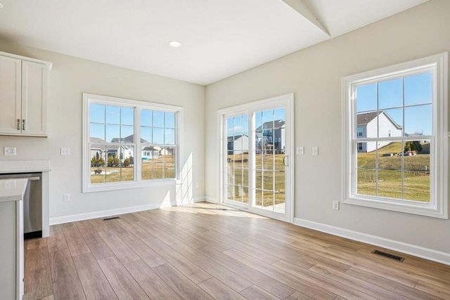 1545 N Stone Ridge DRIVE, Lake Geneva, WI 53147