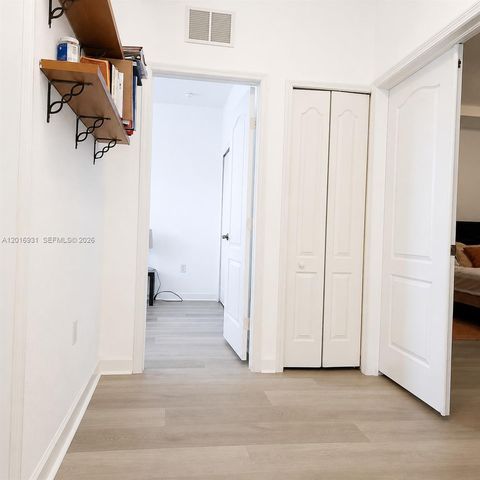 10955 NW 87th Ln 10955, Doral, FL 33178