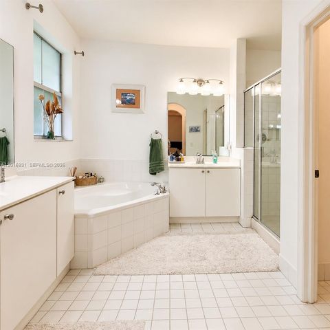 10955 NW 87th Ln 10955, Doral, FL 33178