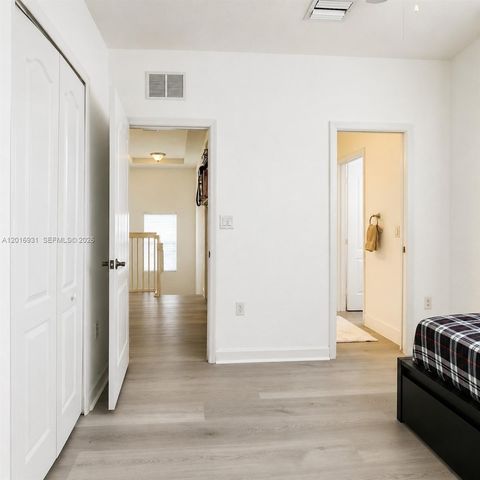10955 NW 87th Ln 10955, Doral, FL 33178