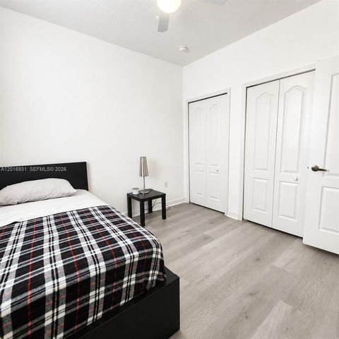10955 NW 87th Ln 10955, Doral, FL 33178