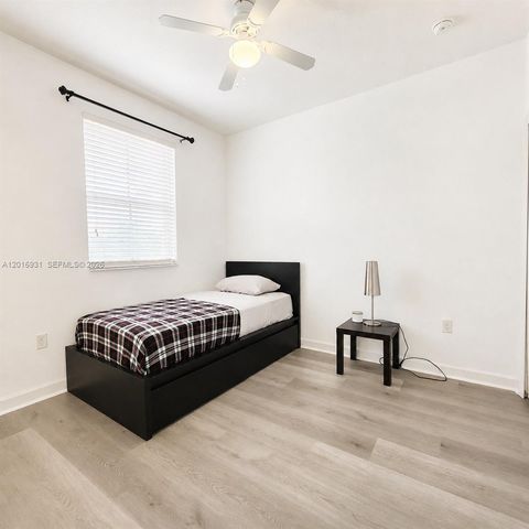 10955 NW 87th Ln 10955, Doral, FL 33178
