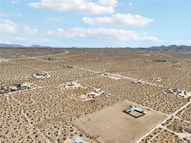 51474 Mills Road, Johnson Valley, CA 92285