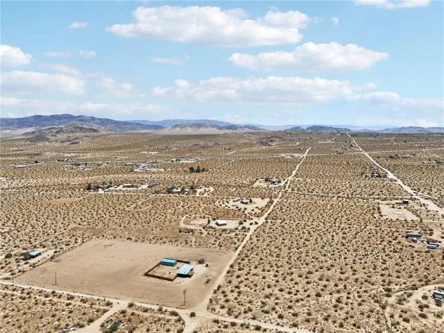51474 Mills Road, Johnson Valley, CA 92285