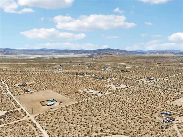 51474 Mills Road, Johnson Valley, CA 92285