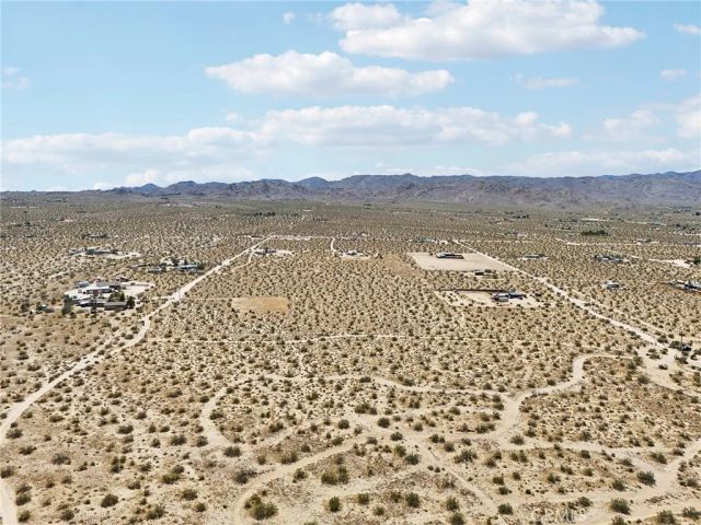 51474 Mills Road, Johnson Valley, CA 92285