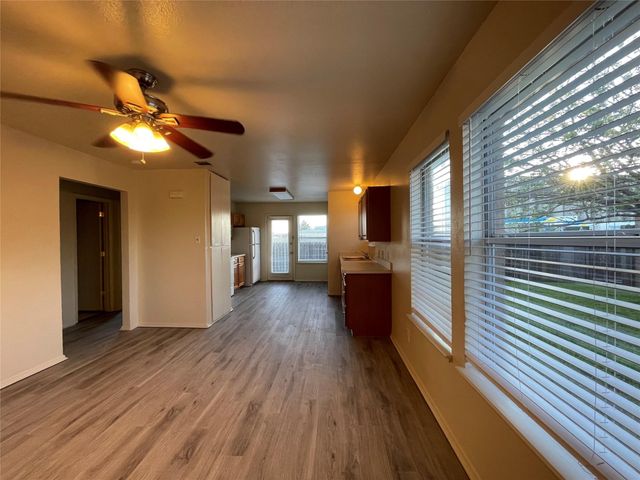 121 Cambridge Drive 3, Saginaw, TX 76179