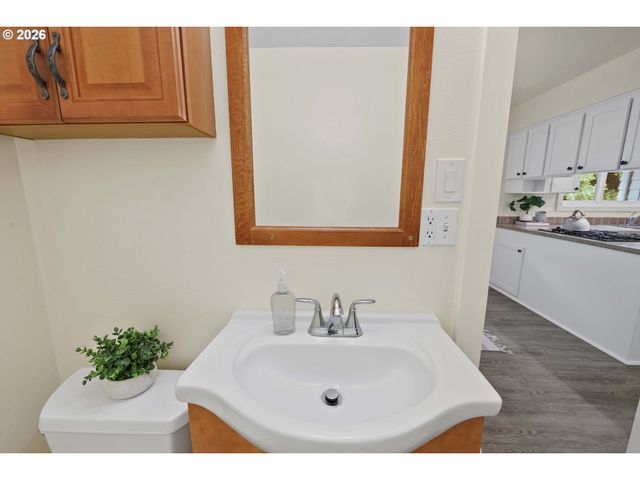 4650 CEDAR St, Astoria, OR 97103
