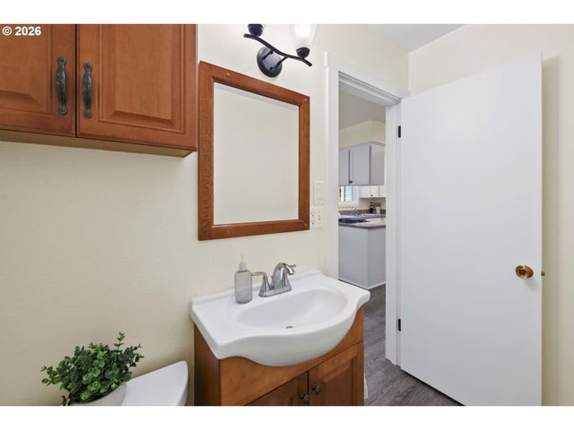 4650 CEDAR St, Astoria, OR 97103